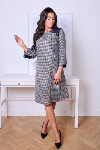 SUK_MOLLY D-197 2.jpg